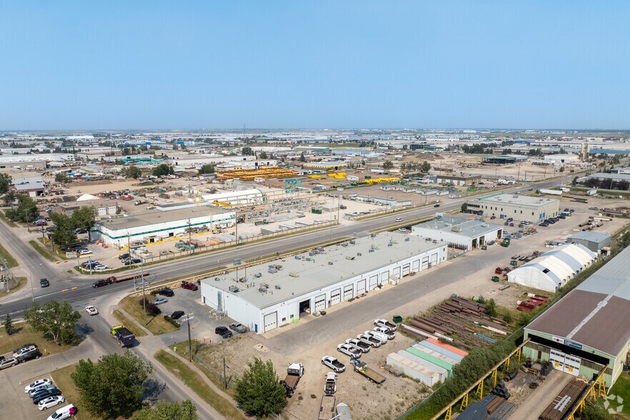 More Photos Of 4625 90th Ave SE, Calgary Warehouse For Sale