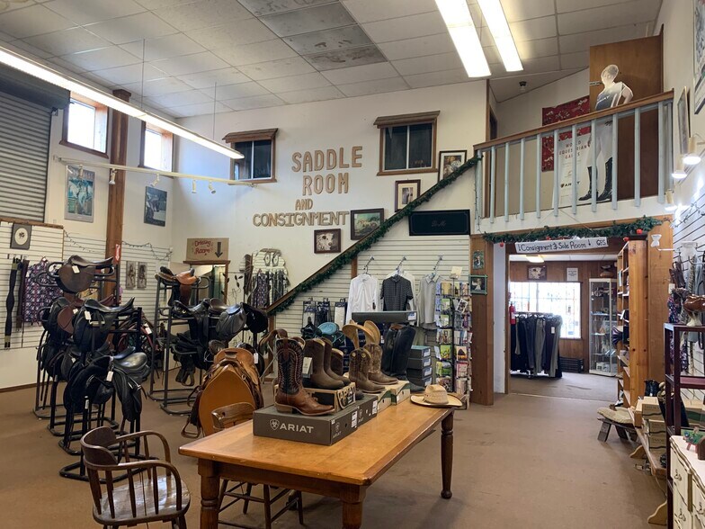 More Photos Of 1900 Commercial Way, Santa Cruz Warehouse For Lease