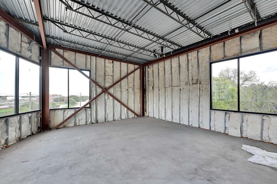 More Photos Of 4455 N Braeswood Blvd, Houston Medical For Lease