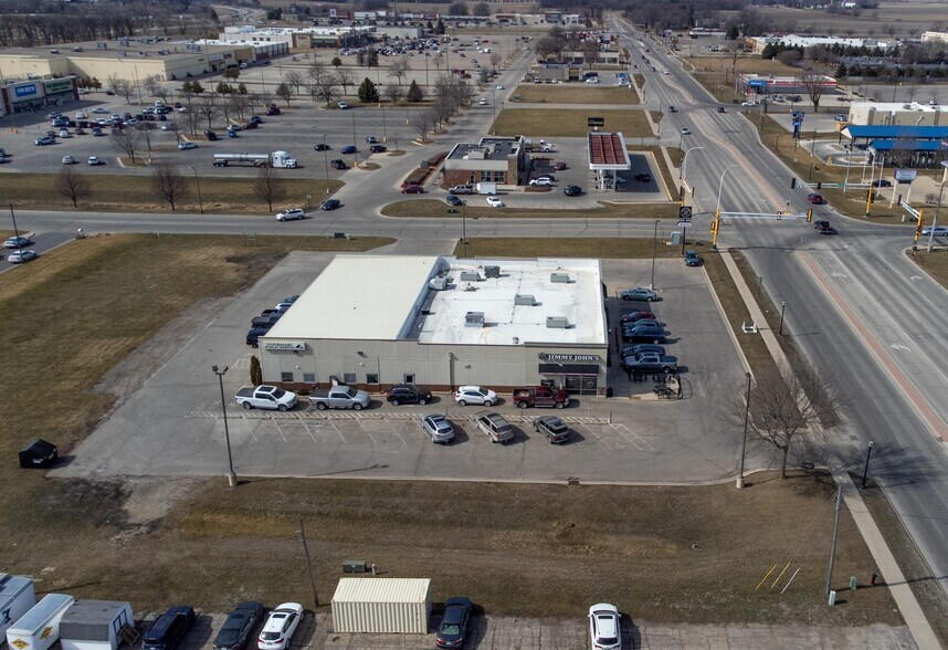 More Photos Of 803 18th Ave NW, Austin Restaurant For Sale