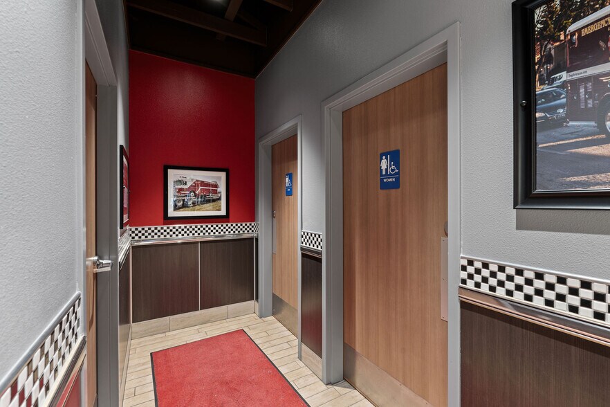 More Photos Of 205 18th St, Kalispell Fast Food For Sale