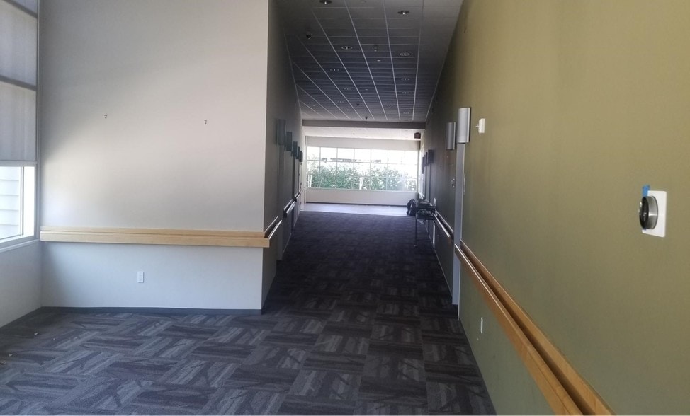 More Photos Of 2620 Tanglewilde St, Houston Medical For Sale