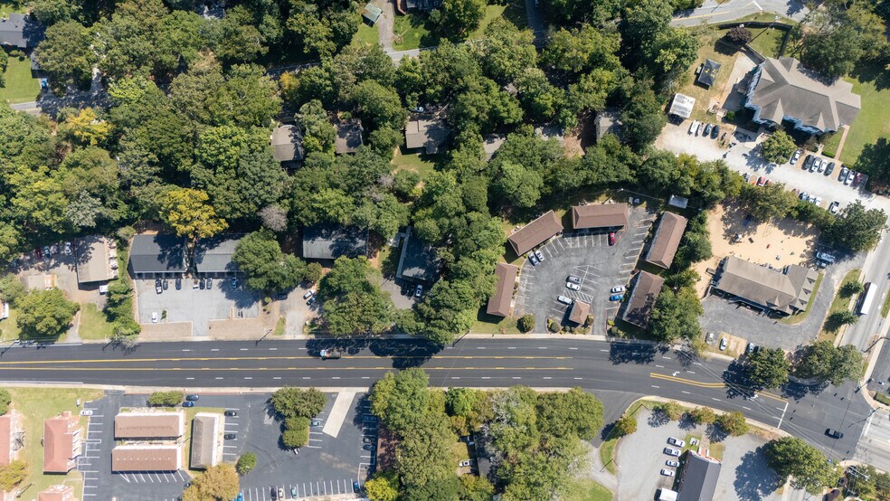 More Photos Of 808 College Ave, Clemson Apartments For Sale