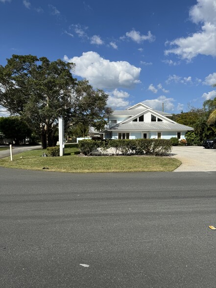 Primary Photo Of 801 SE Osceola St, Stuart Office Residential For Sale