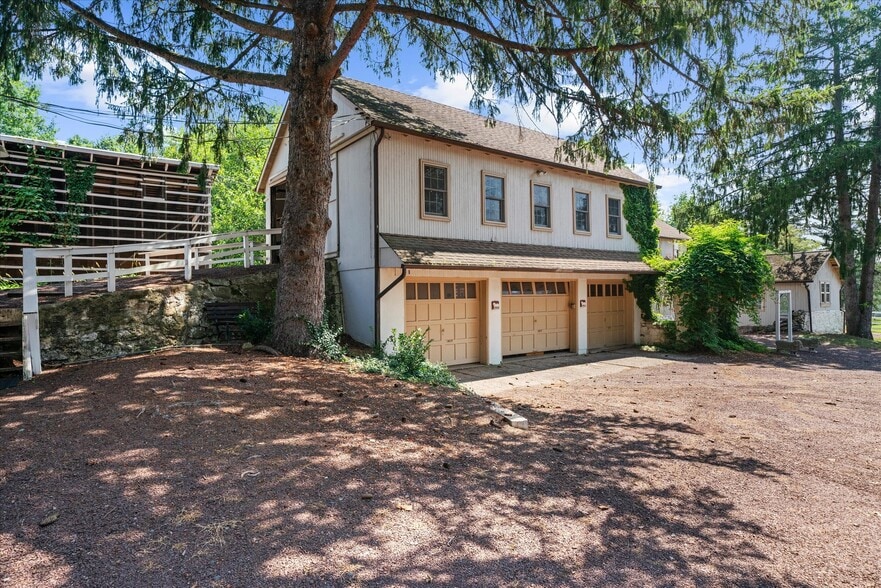 More Photos Of 5358 York Rd, Doylestown Hospitality For Sale