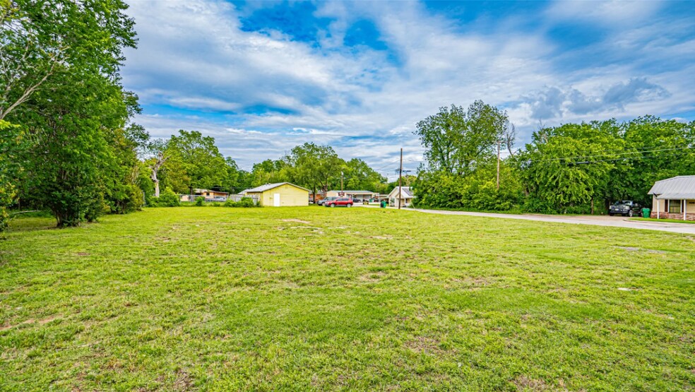 More Photos Of 0 Crow St, Stephenville Land For Sale