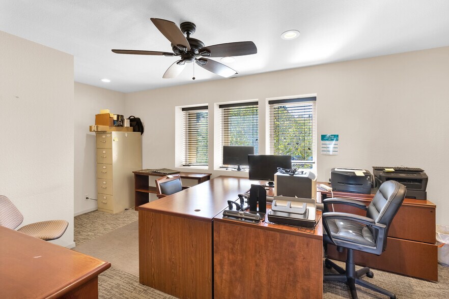 More Photos Of 270 El Dorado St, Monterey Medical For Lease