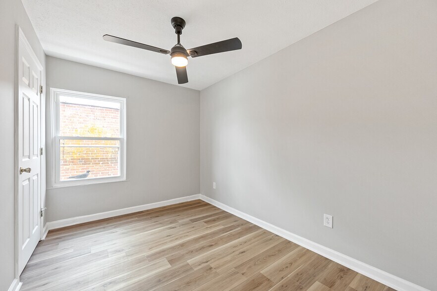 More Photos Of 522 N Main St, Hillsville Office Residential For Sale