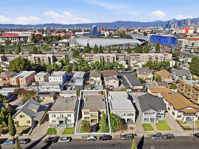 Primary Photo Of 605 W 41st St, Los Angeles Apartments For Sale