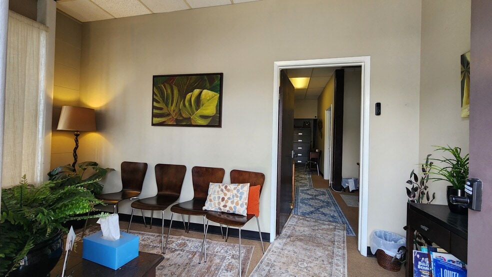 More Photos Of 4364-4405 Eagle Rock Blvd, Los Angeles Storefront Retail Office For Lease