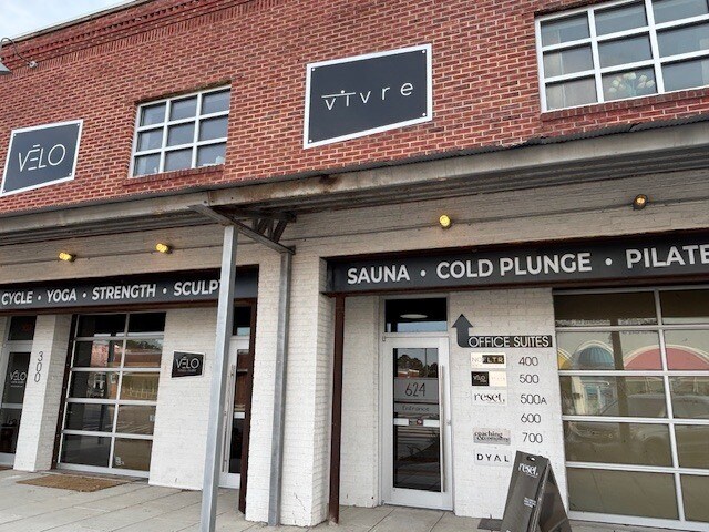 More Photos Of 624-626 New Bridge St, Jacksonville Storefront Retail Office For Lease