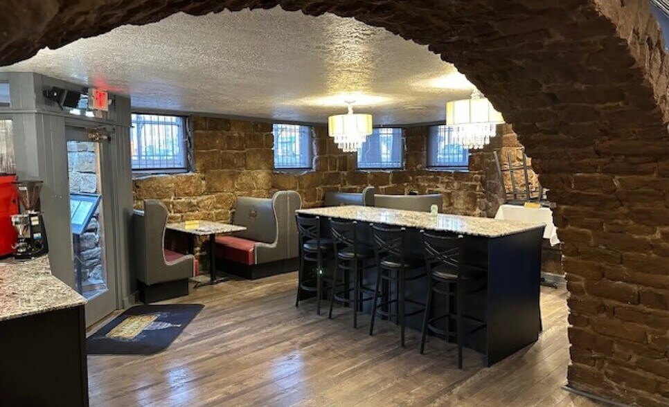 More Photos Of 110 S 5th St, Boise General Retail For Sale