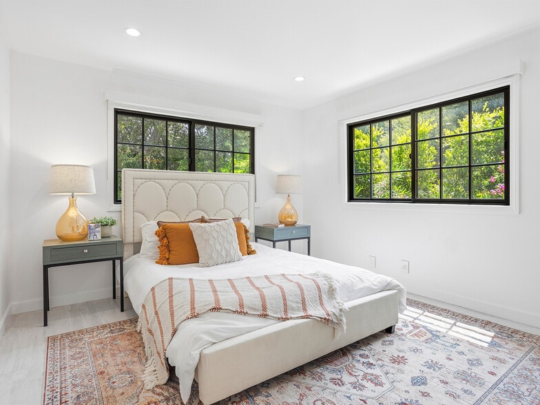 More Photos Of 7580 McGroarty Ter, Tujunga Apartments For Sale