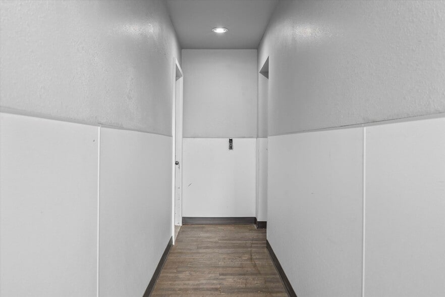 More Photos Of 205 Maple St, Overbrook Mixed Retail For Sale