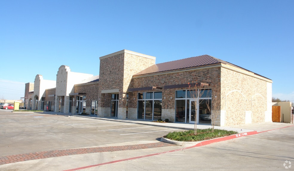 More Photos Of 717 N Holland Rd, Mansfield Freestanding For Lease