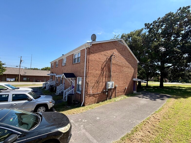 More Photos Of 1012-1018 Hickory Hill Ln, Hermitage Apartments For Sale