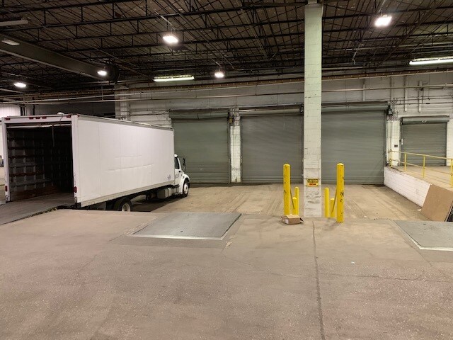 More Photos Of 125 Jackson Ave, Edison Warehouse For Lease