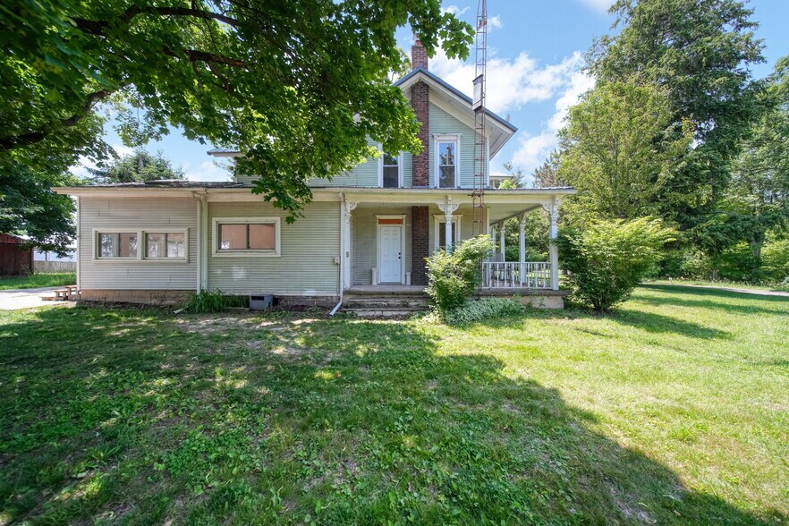 More Photos Of 15379 Howard Rd, Hanover Flex For Sale