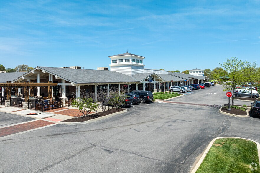 More Photos Of 401 E Red Bridge Rd, Kansas City Unknown For Lease