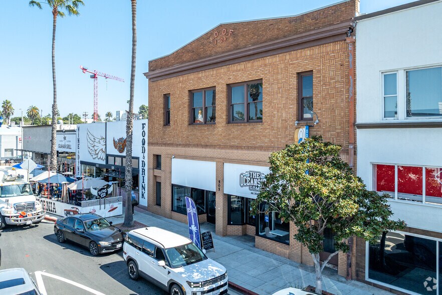 More Photos Of 501 Mission Ave, Oceanside Office For Lease