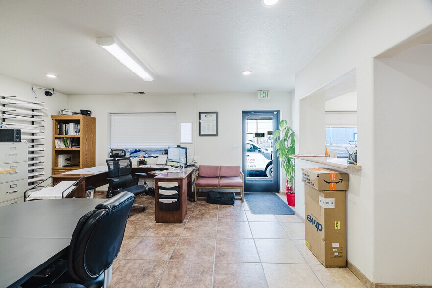 More Photos Of 1070 Silver St, Elko Manufacturing For Lease