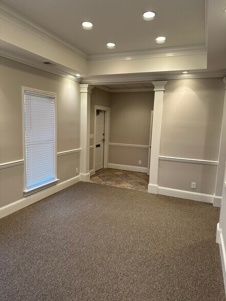 More Photos Of 1849 Peeler Rd, Dunwoody Medical For Lease