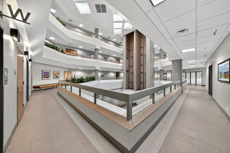 More Photos Of 11111 Research Blvd, Austin Medical For Lease