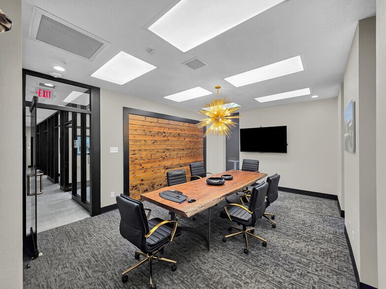 More Photos Of 3410 I-10 W, Orange Office For Sale