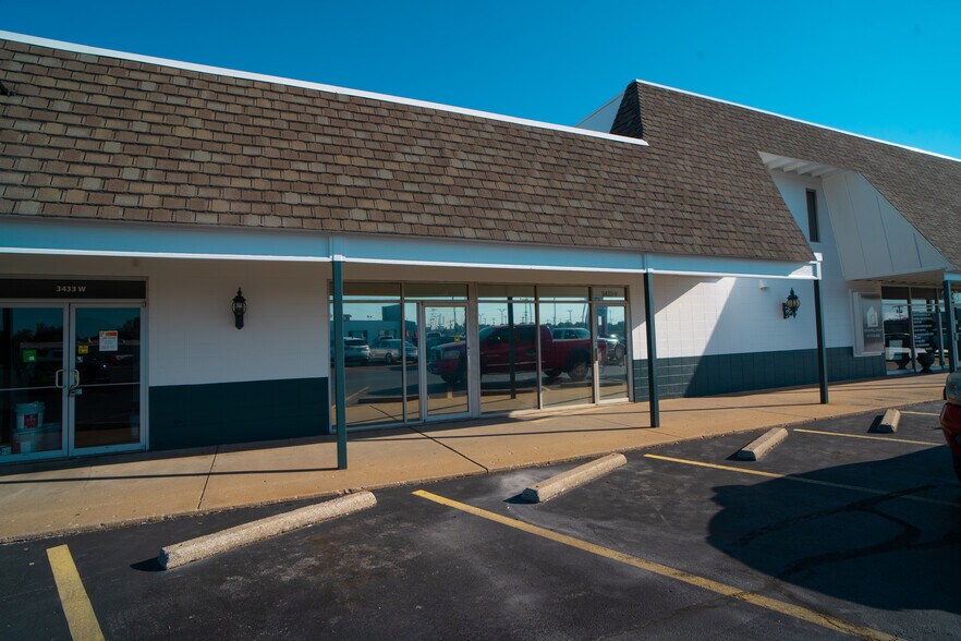 More Photos Of 3433-3455 S Campbell Ave, Springfield Medical For Lease