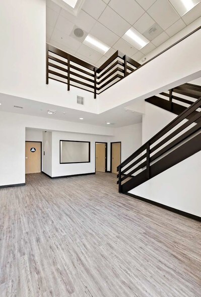 More Photos Of 10521-10579 Dale Ave, Stanton Warehouse For Lease