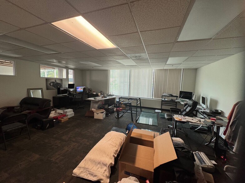 More Photos Of 23810 Via Del Rio Ave, Yorba Linda Warehouse For Lease