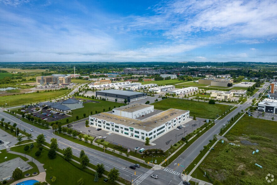 More Photos Of 200 Mostar St, Whitchurch-Stouffville Light Distribution For Lease