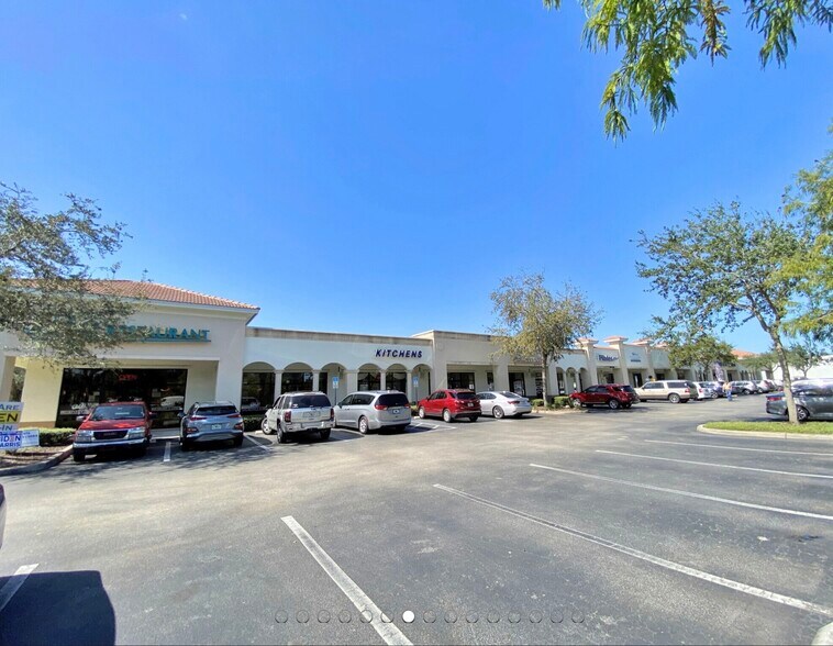 More Photos Of 25091 Bernwood Dr, Bonita Springs Showroom For Sale