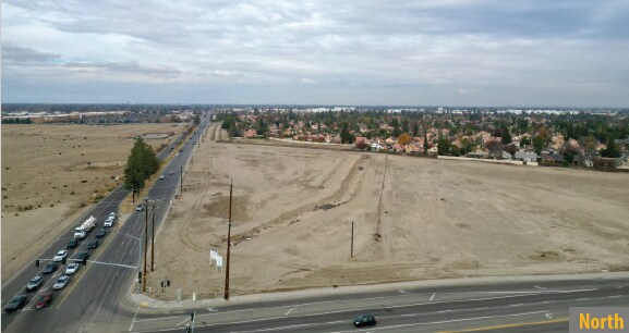 More Photos Of NEC Panama Lane & Gosford Road, Bakersfield General Retail For Lease