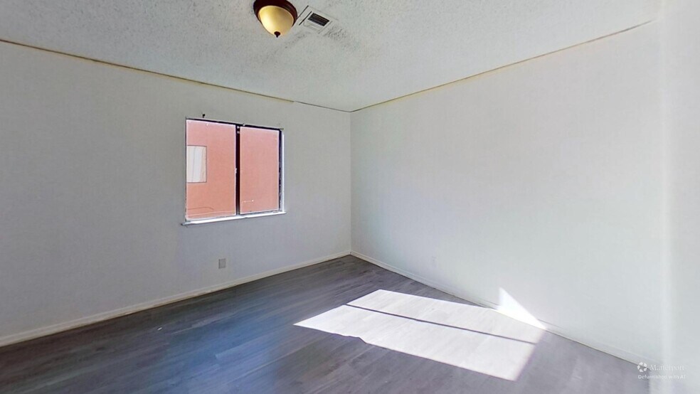 More Photos Of 2305 Exeter Dr, Las Vegas Apartments For Sale