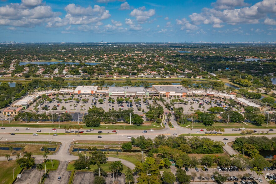 More Photos Of 5524-5986 Flamingo Rd, Cooper City Unknown For Lease