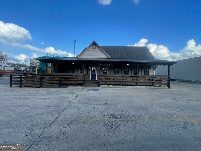 More Photos Of 406 N Piedmont Ave, Rockmart Restaurant For Sale