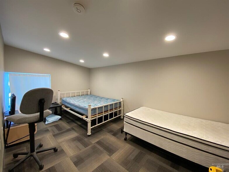 More Photos Of 2704 Clearwater Ave, Lewiston Industrial For Sale