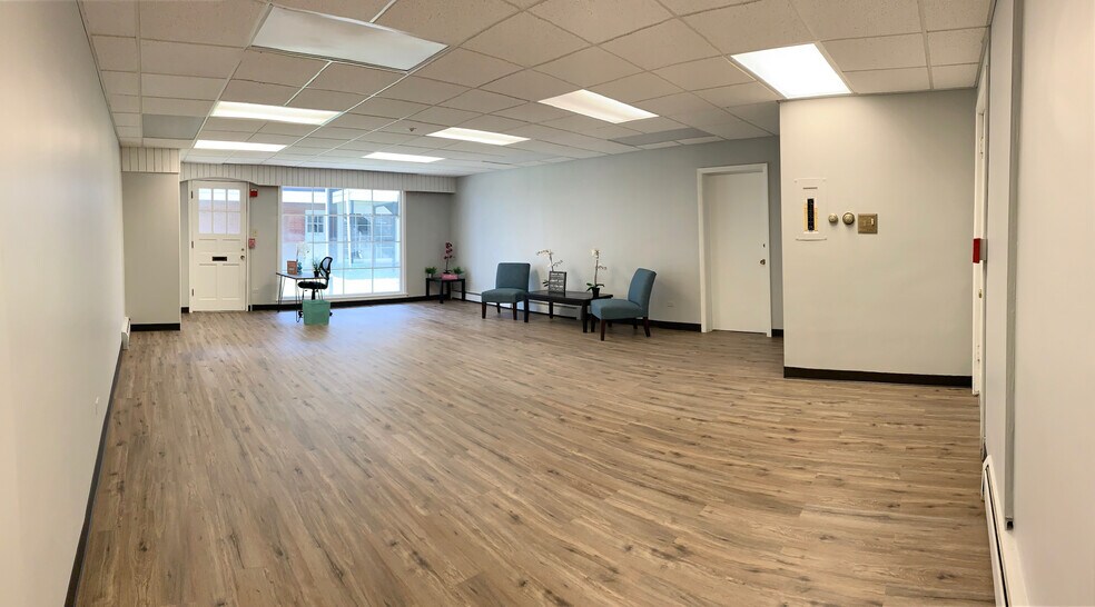 More Photos Of 5508 S Brainard Ave, Countryside Apartments For Lease