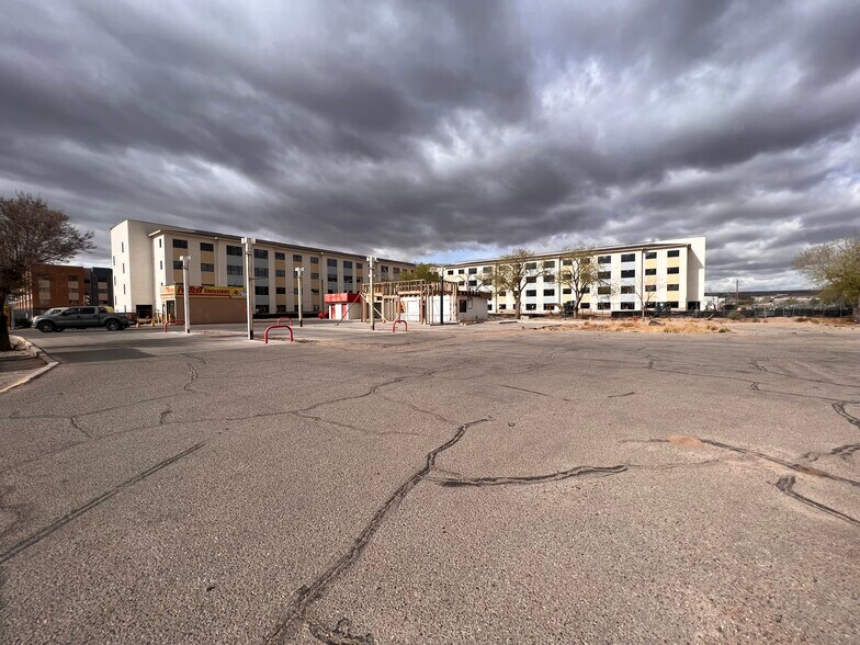 Primary Photo Of 455 Coors Blvd NW, Albuquerque Land For Lease