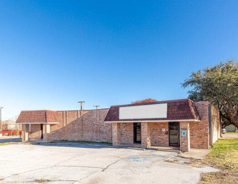 Primary Photo Of 9007-9009 Benbrook Blvd, Benbrook General Retail For Sale