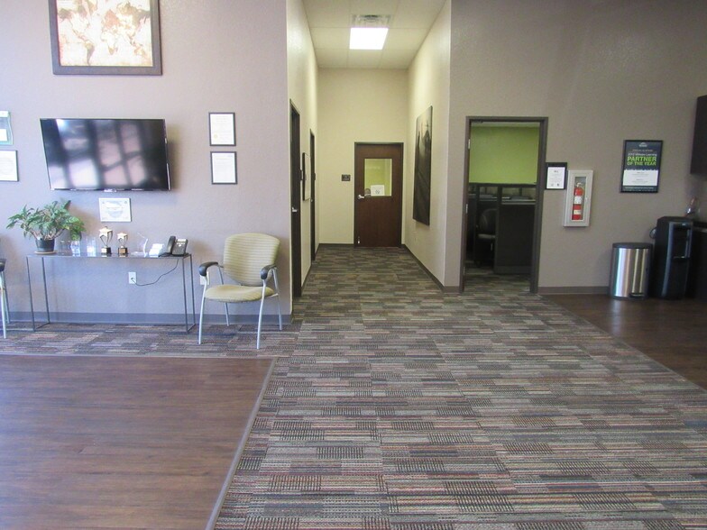 More Photos Of 203 W Jasper Dr, Killeen Office For Lease