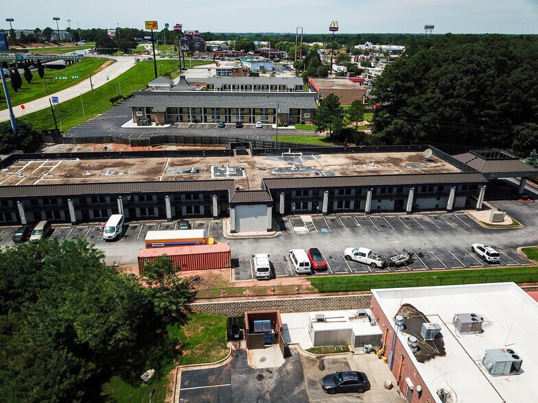 More Photos Of 855 Industrial Blvd, McDonough Hotel For Sale
