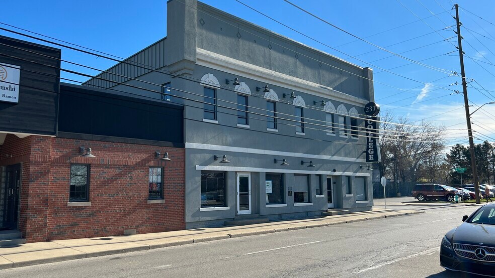 More Photos Of 231 S College Ave, Indianapolis Storefront For Lease