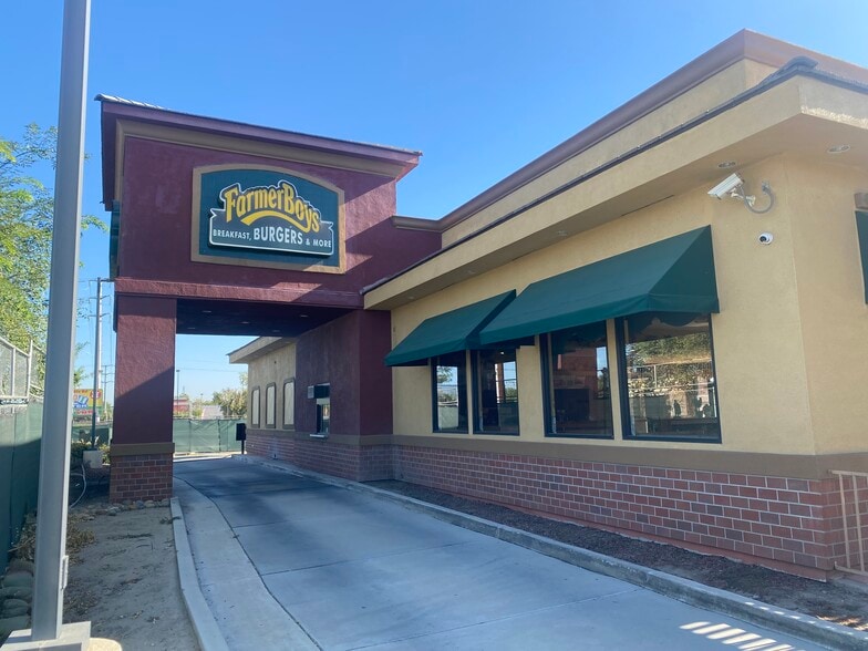 More Photos Of 4920 Gosford Rd, Bakersfield Fast Food For Sale