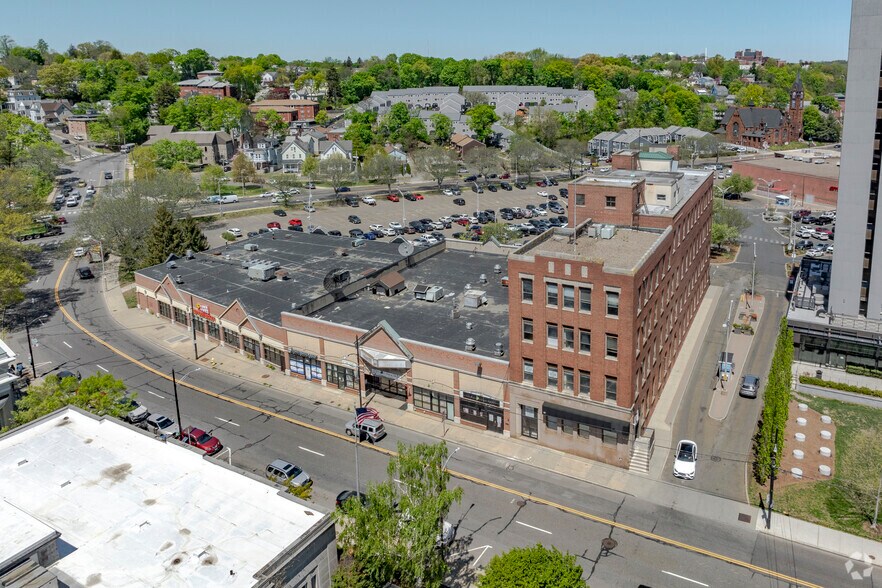 More Photos Of 17 Washington St, Norwalk Loft Creative Space For Sale