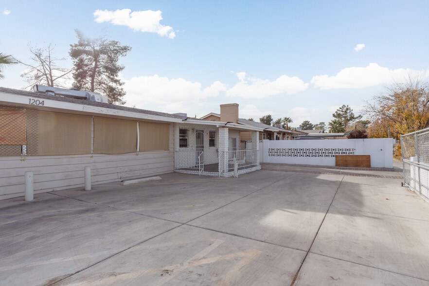 More Photos Of 1204 S Eastern Ave, Las Vegas Religious Facility For Sale