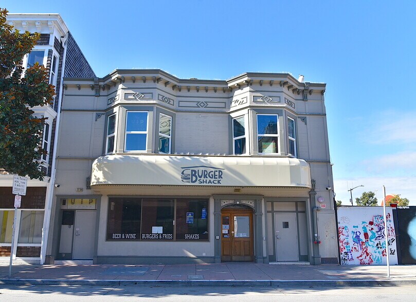 Primary Photo Of 2237 Powell St, San Francisco Restaurant For Sale