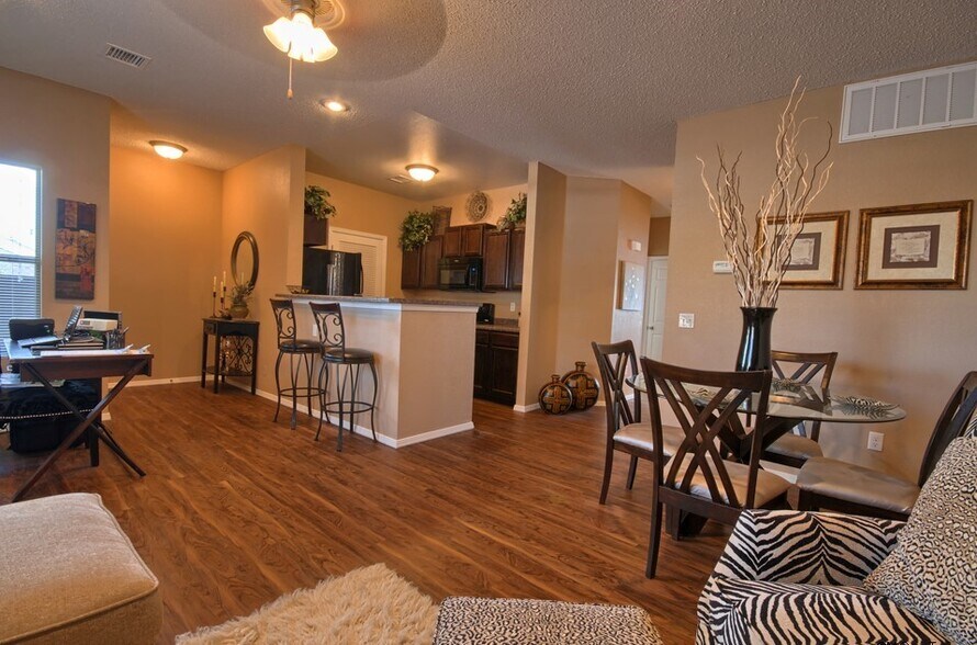 More Photos Of 2521 Robert Wynn St, El Paso Apartments For Sale