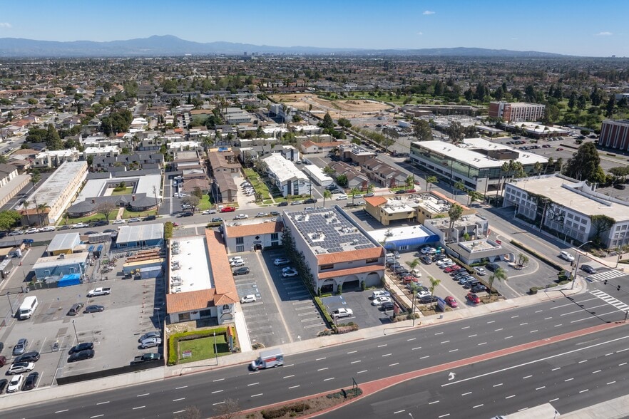 More Photos Of , Huntington Beach Office For Sale